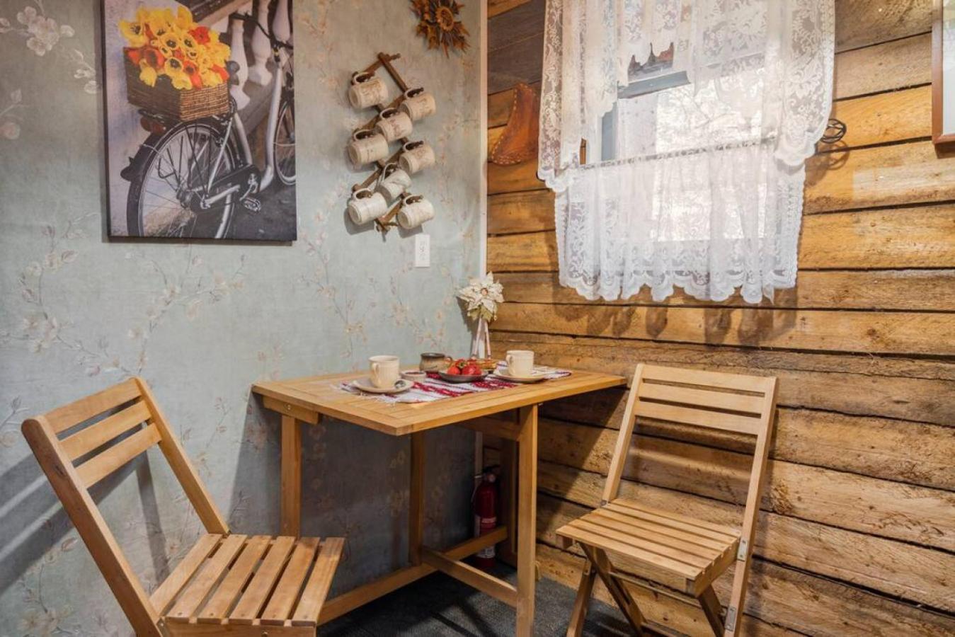 Rustic Cozy Cabin With Hot Tub Bragg Creek Dış mekan fotoğraf